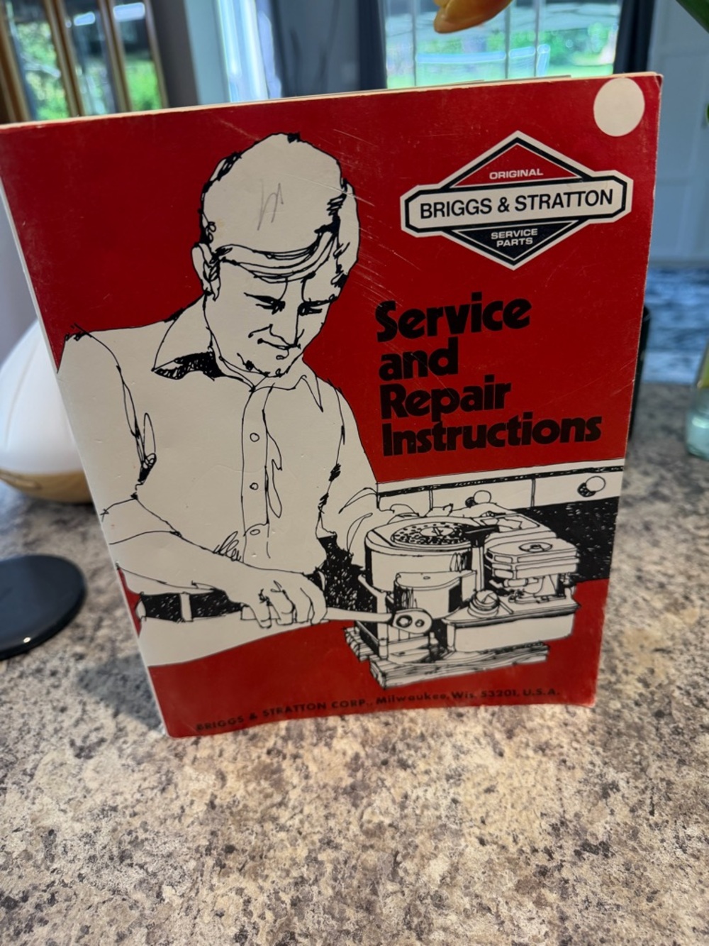 Vintage Briggs & Stratton Service and Repair Instructional manual